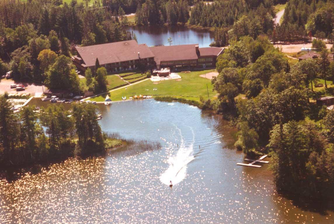 Lakewoods Resort & Golf Namekagon 외부 사진