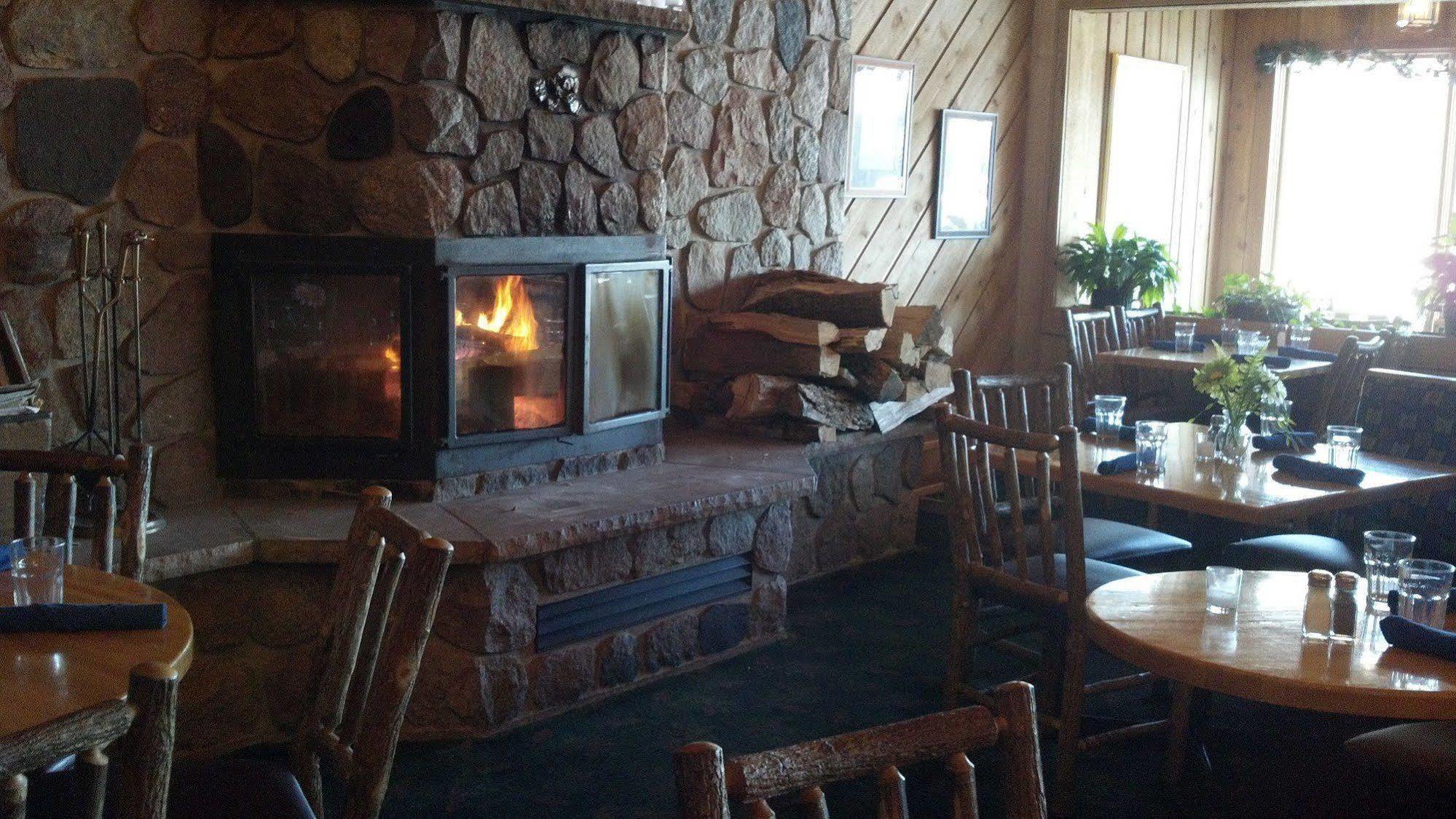 Lakewoods Resort & Golf Namekagon 외부 사진